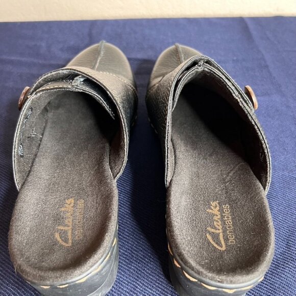 Clarks Bendables Black Leather Slip-On Mules With Button Detail Size 8.5M **READ - Picture 3 of 9